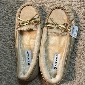 AirWalk Shiny Cream Mocassins